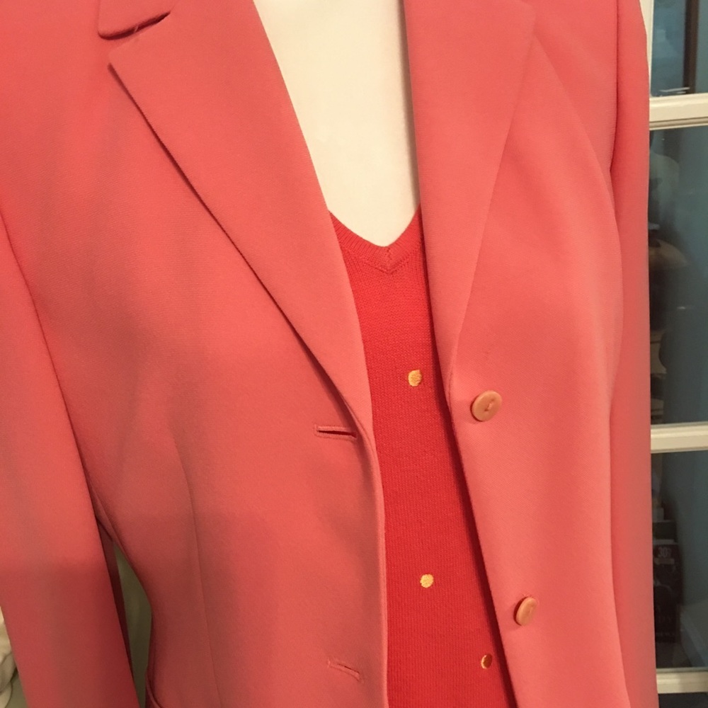 Beautiful sleeveless sweater and blazer